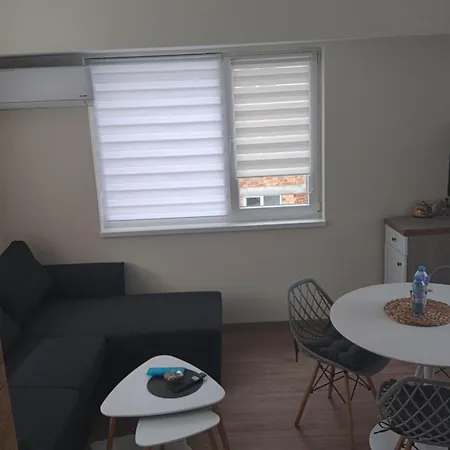 Sun Rays アパート ネセバル